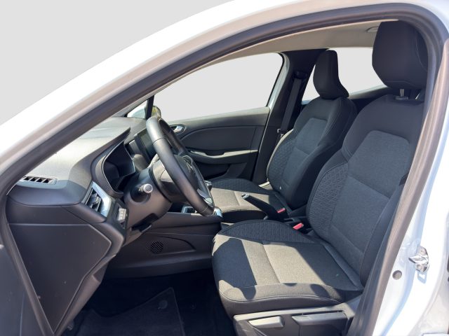 RENAULT Clio usata 9