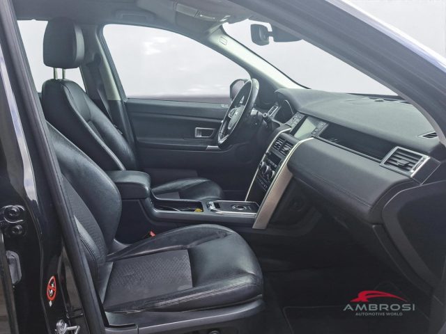 LAND ROVER Discovery Sport usata 10