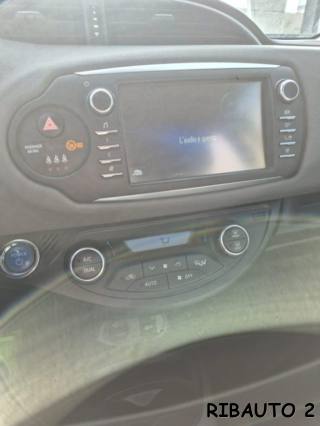 TOYOTA Yaris usata, con Controllo automatico clima