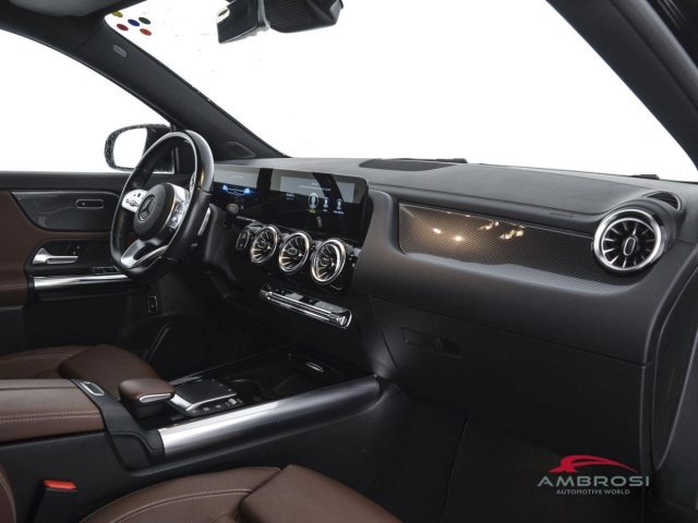 MERCEDES-BENZ GLA 200 usata 11