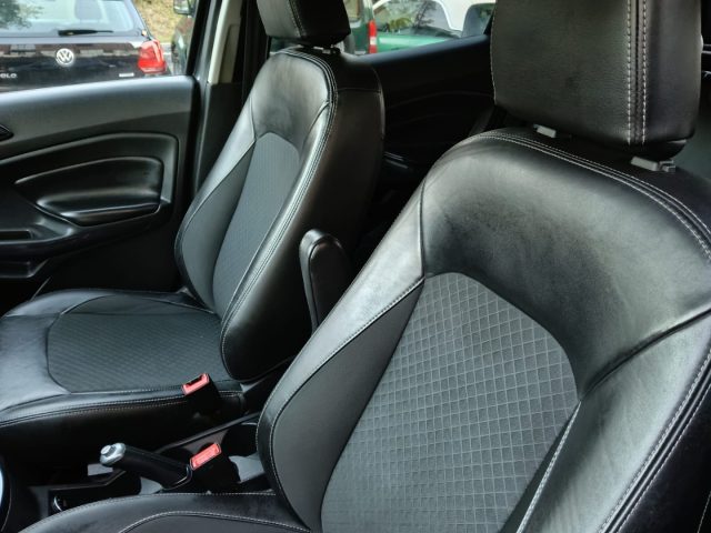 FORD EcoSport usata, con Bluetooth