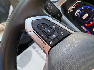 VOLKSWAGEN T-Roc usata, con Sensori di parcheggio anteriori