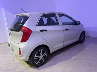 KIA Picanto usata 9