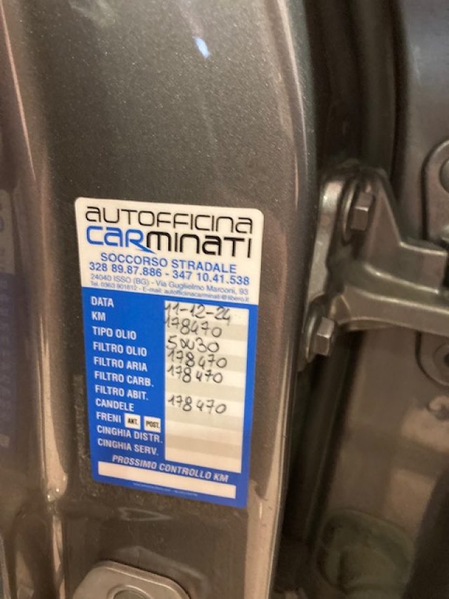 MERCEDES-BENZ B 180 usata, con Specchietti laterali elettrici