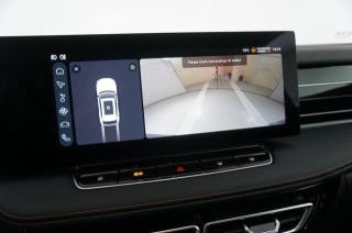 MG HS usata, con Luci diurne LED