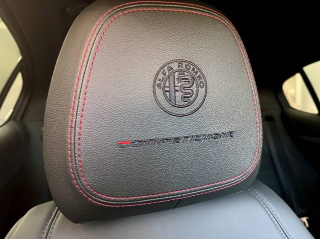 ALFA ROMEO Stelvio usata, con Autoradio digitale