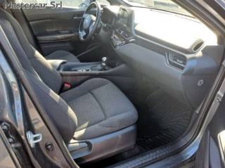 TOYOTA C-HR usata, con Autoradio