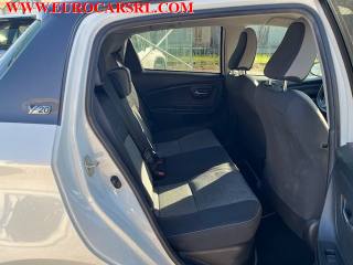 TOYOTA Yaris usata, con Airbag testa