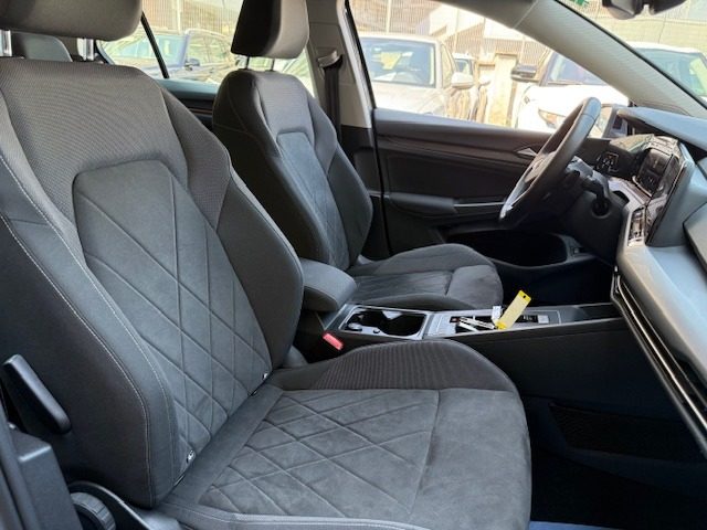 VOLKSWAGEN Golf usata, con Fari Xenon