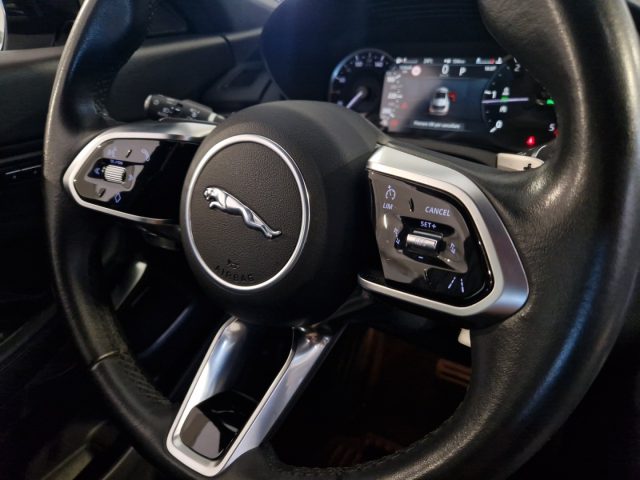 JAGUAR E-Pace usata, con Touch screen