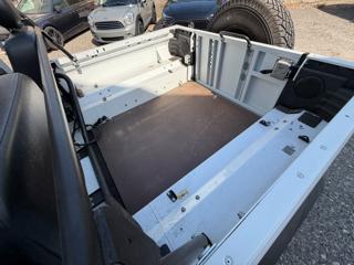 LAND ROVER Defender usata, con Fendinebbia