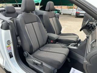 VOLKSWAGEN T-Roc usata, con Autoradio