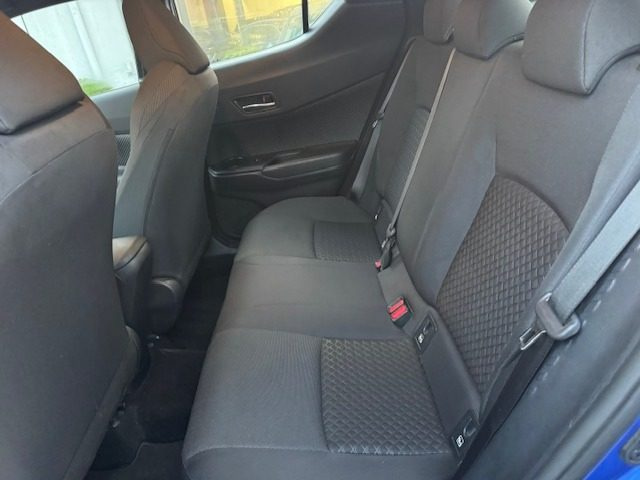 TOYOTA C-HR usata, con Lettore CD