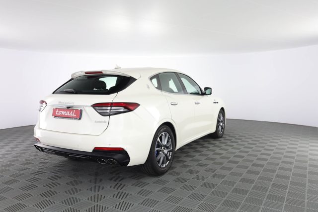 MASERATI Levante usata 3