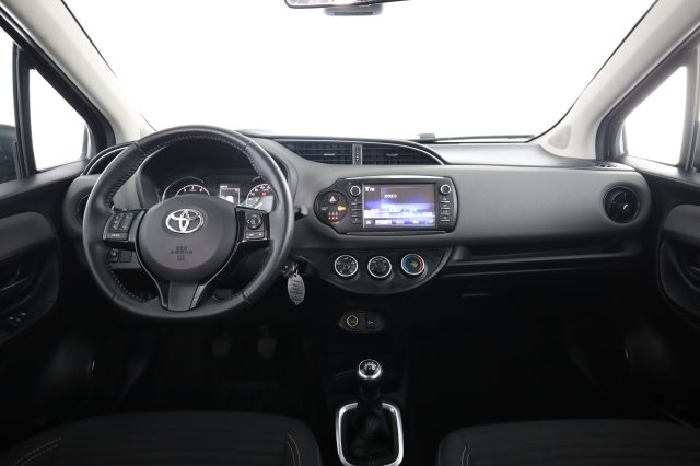 TOYOTA Yaris usata 4