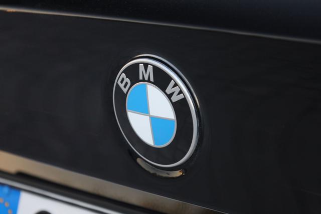 BMW 320 usata, con Fari full-led