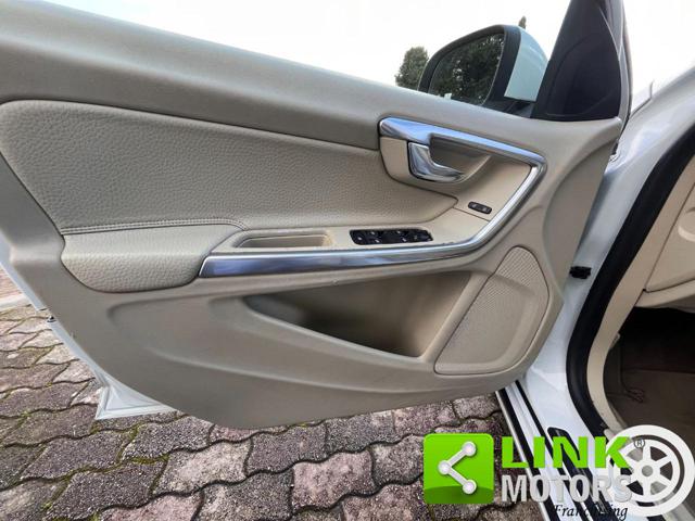 VOLVO S60 usata, con USB