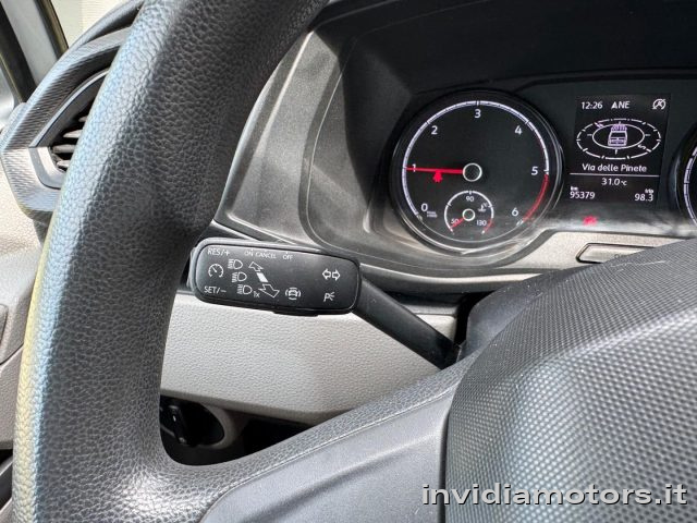 VOLKSWAGEN Caravelle usata, con Servosterzo