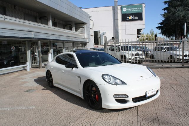 PORSCHE Panamera usata, con Autoradio