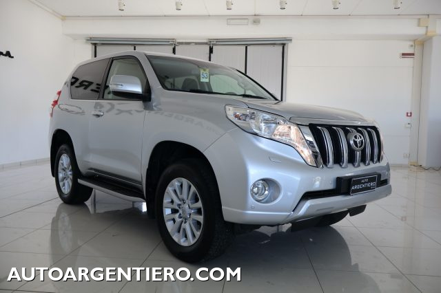TOYOTA Land Cruiser usata, con Airbag testa