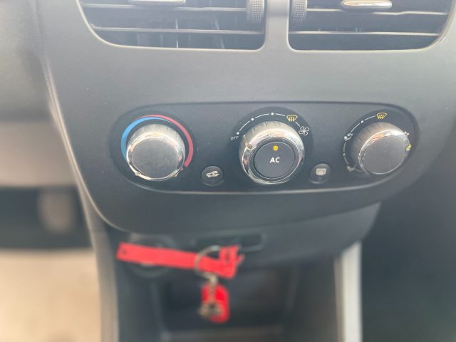 RENAULT Clio usata, con Isofix