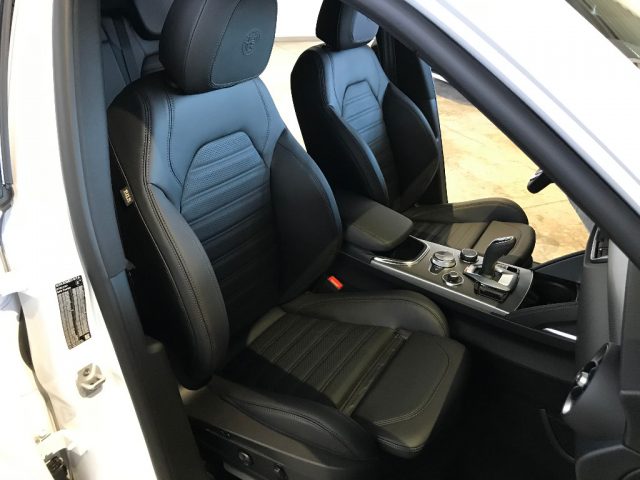 ALFA ROMEO Stelvio usata, con Climatizzatore