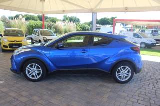 TOYOTA C-HR usata, con Autoradio