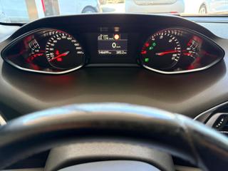 PEUGEOT 308 usata, con Fari Xenon