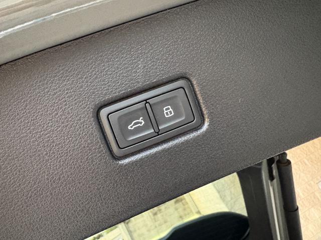 AUDI Q5 usata, con Autoradio digitale