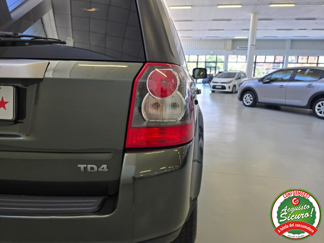 LAND ROVER Freelander usata, con Specchietti laterali elettrici
