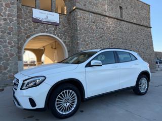 MERCEDES-BENZ GLA 180 usata, con Limitatore di velocità