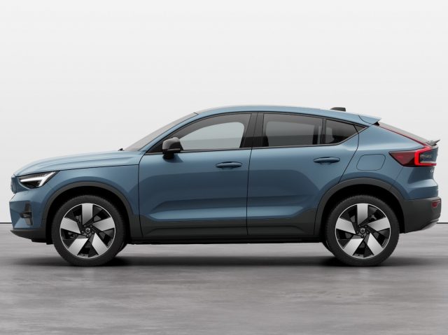 VOLVO EC40 usata, con Airbag laterali