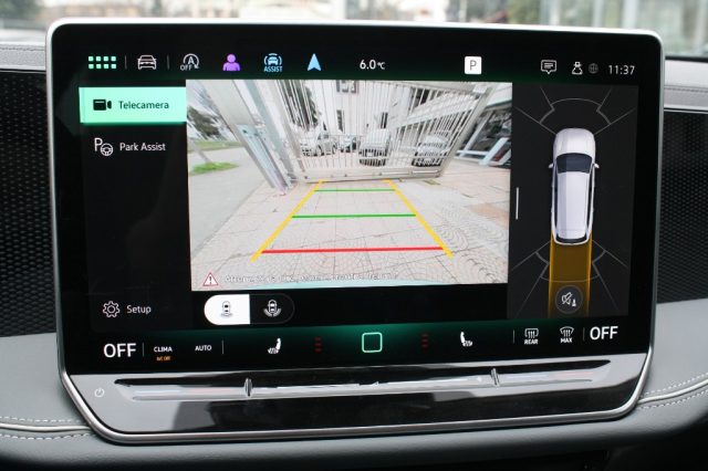VOLKSWAGEN Passat Variant usata, con Volante multifunzione