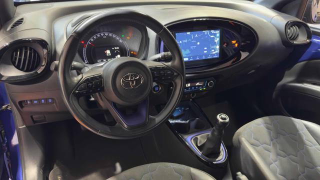 TOYOTA Aygo X usata, con Autoradio