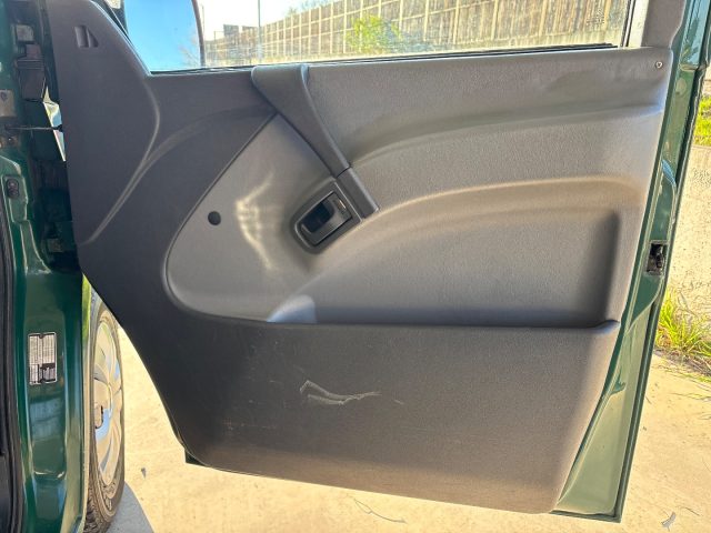 MERCEDES-BENZ Vito usata 26