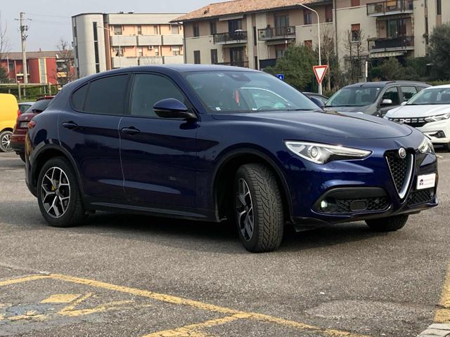 ALFA ROMEO Stelvio usata, con Airbag