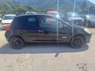 RENAULT Clio usata 15