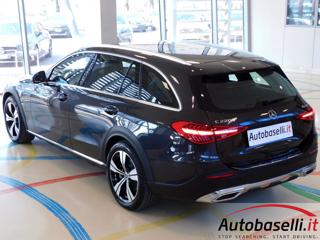 MERCEDES-BENZ C 220 usata, con Fari LED