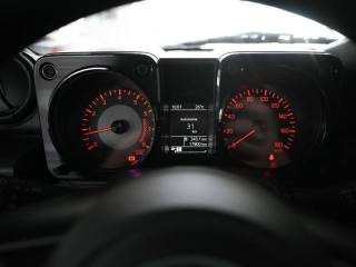 SUZUKI Jimny usata, con Frenata d