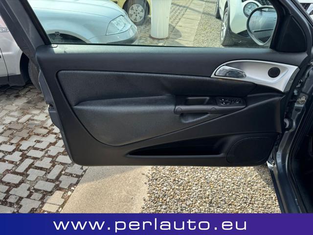 LANCIA Ypsilon usata, con Autoradio