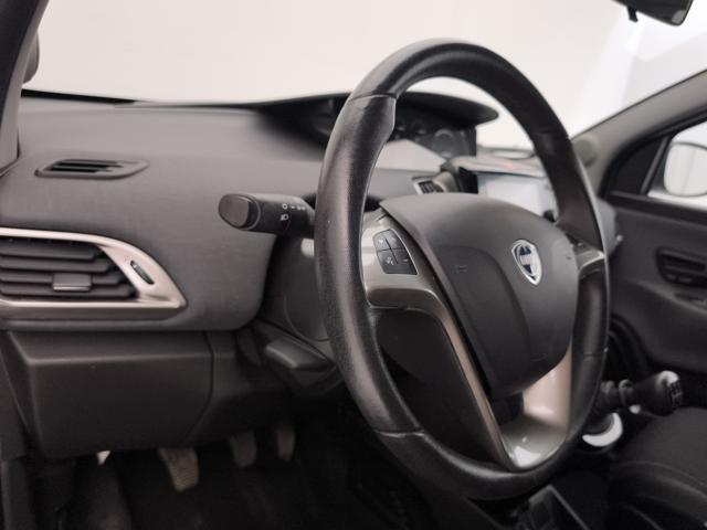LANCIA Ypsilon usata 45