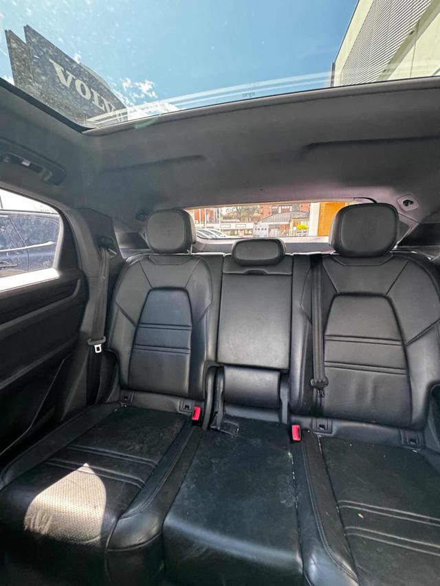 PORSCHE Cayenne usata, con Servosterzo