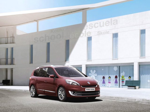 RENAULT Scenic usata, con ABS