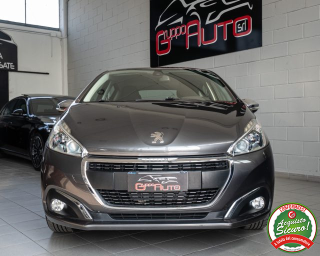 PEUGEOT 208 usata, con Airbag