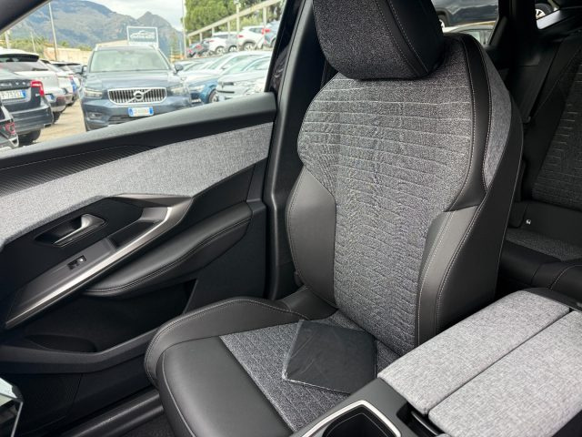 PEUGEOT 3008 usata, con Fari LED