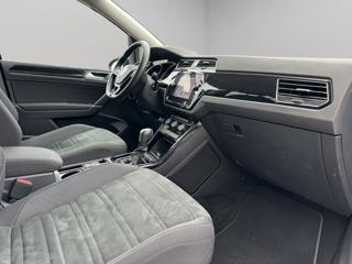 VOLKSWAGEN Touran usata, con Servosterzo