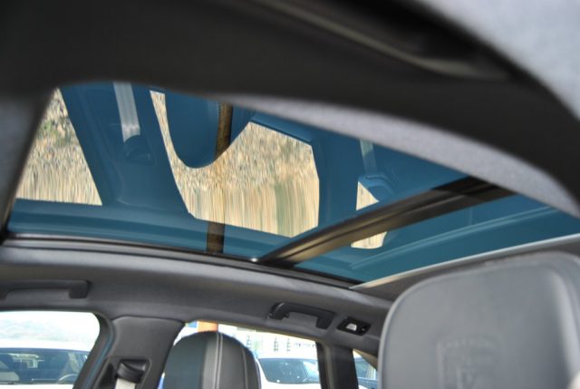 PORSCHE Macan usata, con Vivavoce