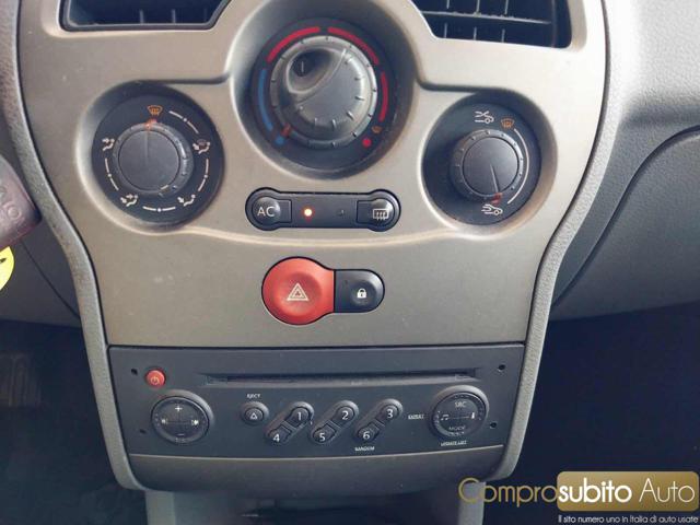 RENAULT Modus usata 16