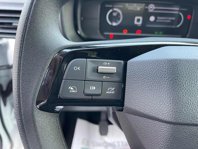 TOYOTA Proace City usata, con Fari LED