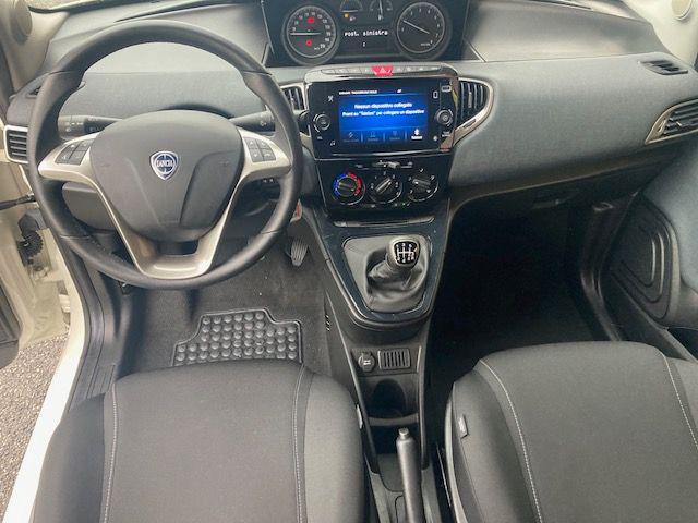 LANCIA Ypsilon usata, con Controllo trazione